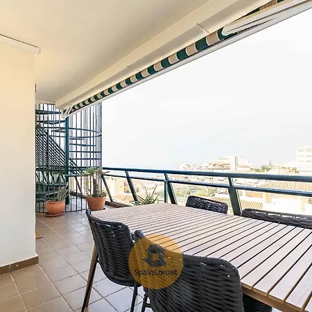 アパート Sublime Spacious Penthouse, Sea And Mountain View *