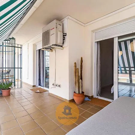 アパート Sublime Spacious Penthouse, Sea And Mountain View